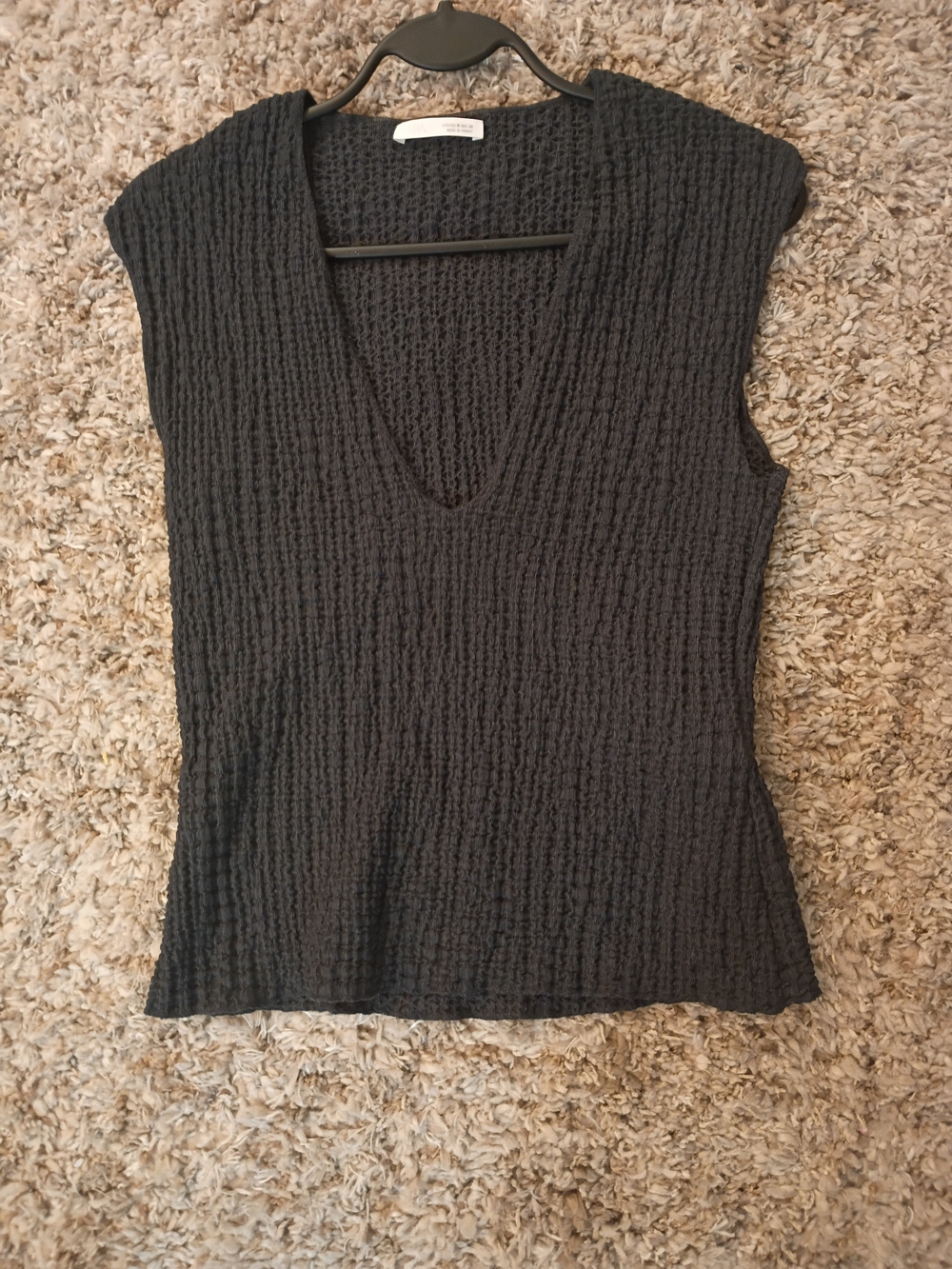 Zara Sleeveless Black Textured V-Neck Top Size M - Picture 3 of 4